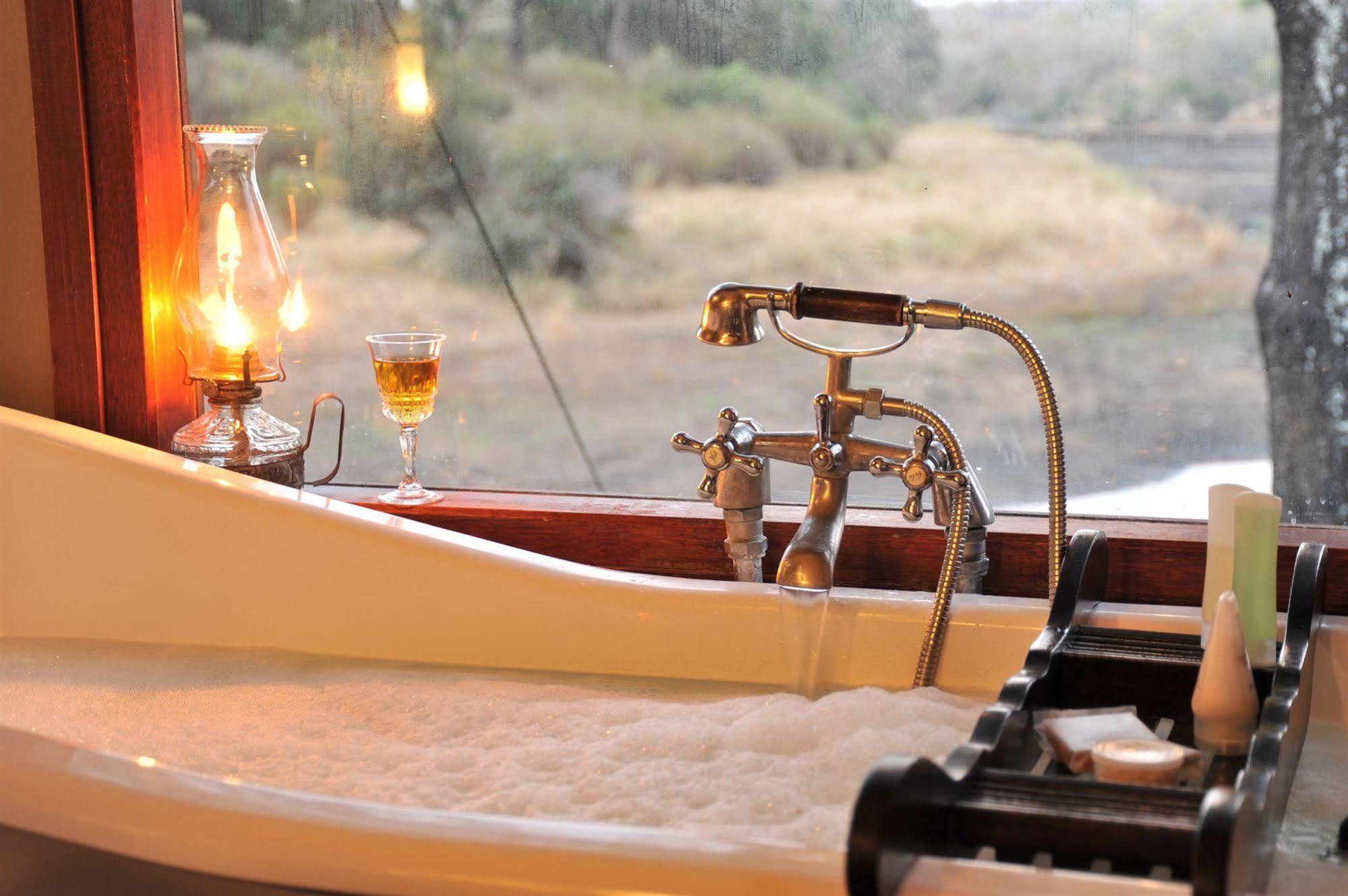 Hamiltons Tented Camp Mluwati Concession Ngoại thất bức ảnh